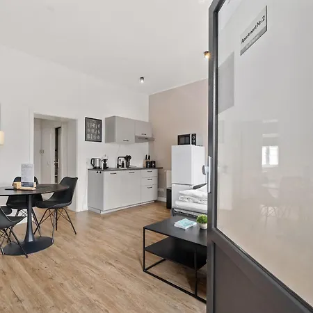 Апартаменты Privates City-apartement Nah Der Messe Und Lanxessarena Кёльн